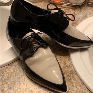 Zara Basic Collection shoes.Used only twice.size 7